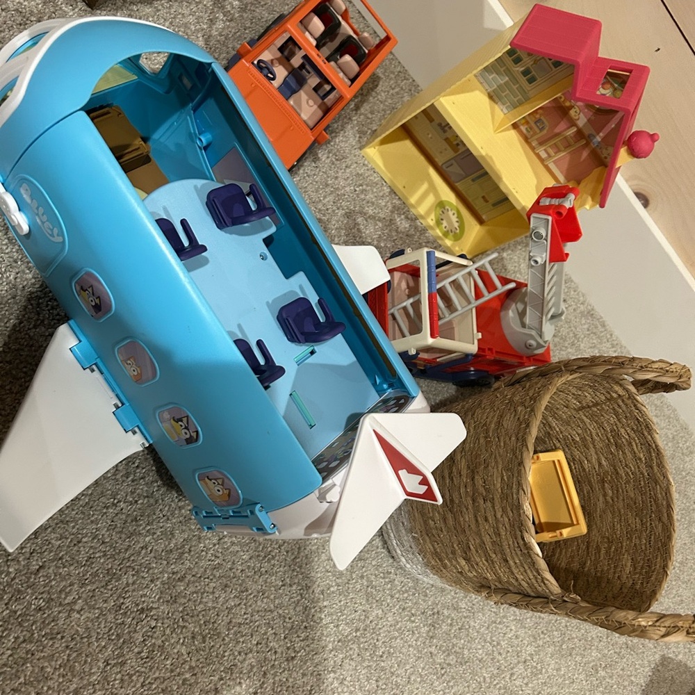 BLUEY TOYS
